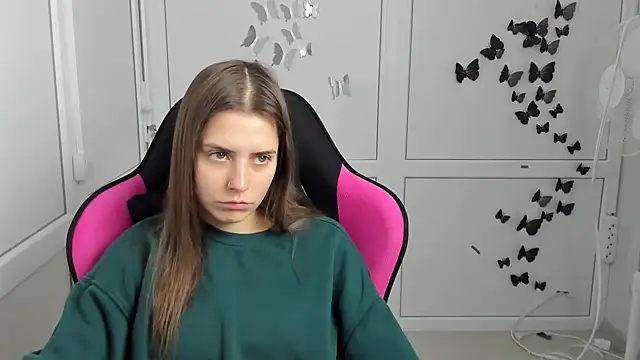 SoftBloomMira Chat XXX live