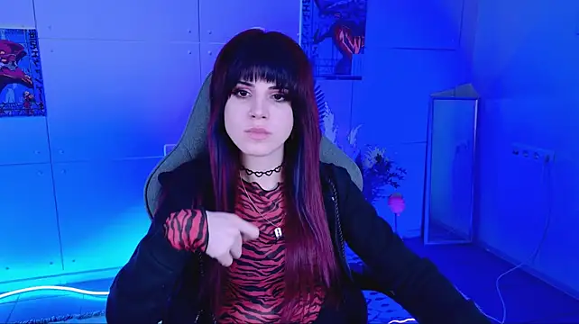 KsanaNova's Live XXX Chat