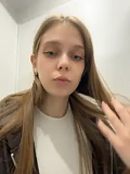 CutieShy 라이브 XXX 채팅