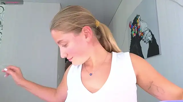 Yassyaaa Adlı Modelin Canlı XXX Sohbeti