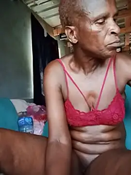 Naughtygrany live XXX chat
