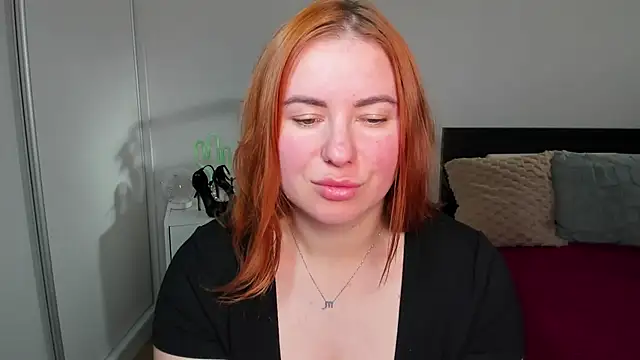 LAYLAxSTAR's Live XXX Chat