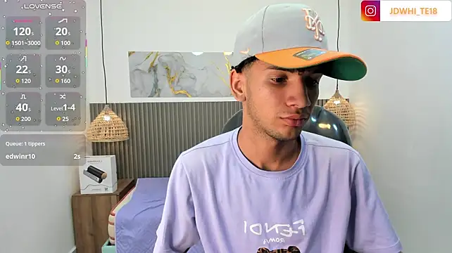 JDWhite18 Live XXX-chat