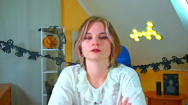 AliceAllard: онлайн-секс-чат