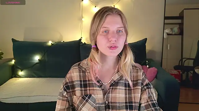 Czat XXX na żywo – Viki_Charm