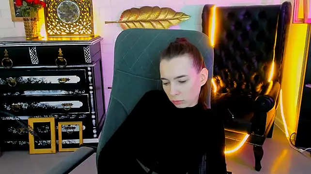 Czat XXX na żywo – ElzaMadison