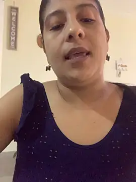 Chatroom XXX en direct de Antonella_SW1
