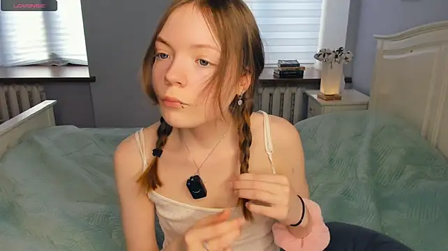 Chat XXX ao vivo de LavenderMitten
