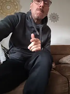 Chat +18 de Darkstar4172 ao vivo
