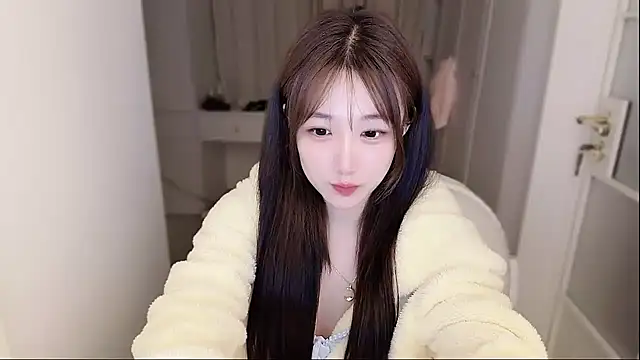 Ccc7- live XXX chat