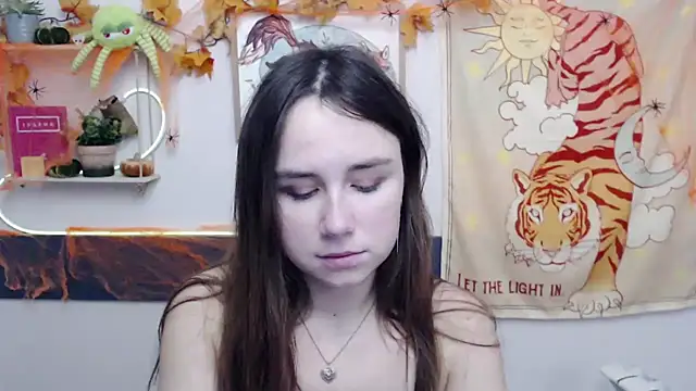 VeryVeryVeryShy_ Adlı Modelin Canlı XXX Sohbeti