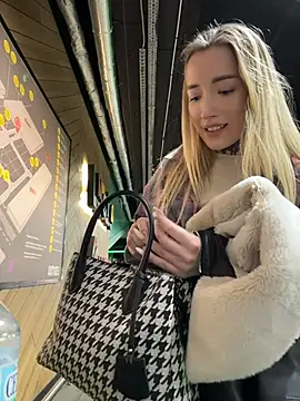 your_dream4 – Live XXX-chat
