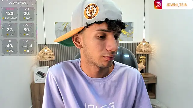 JDWhite18 Live XXX-chat