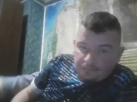 XXX chat uživo modela Cucuredred