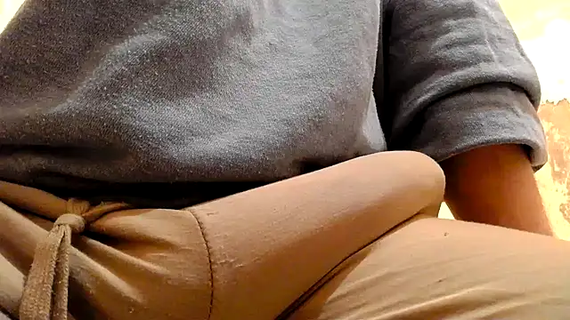 gae89tano Adlı Modelin Web Kamerası Şovu