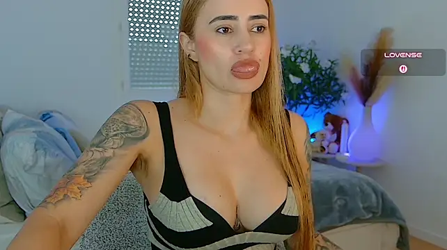 Chat XXX en directo de pennyyy_