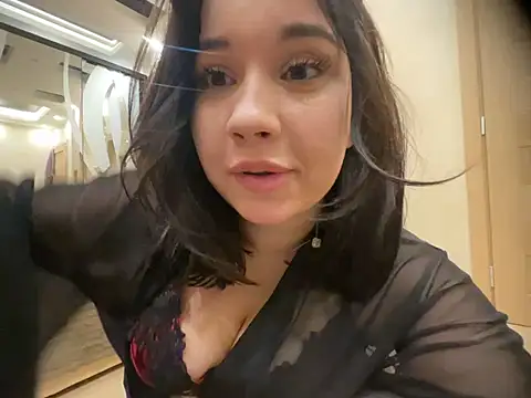 Viviaaan_n Adlı Modelin Canlı XXX Sohbeti
