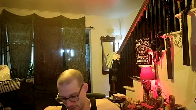 MasterDaddyCool's Live XXX Chat