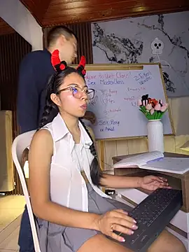 I_AM_EMMA_ – Naživo XXX chat