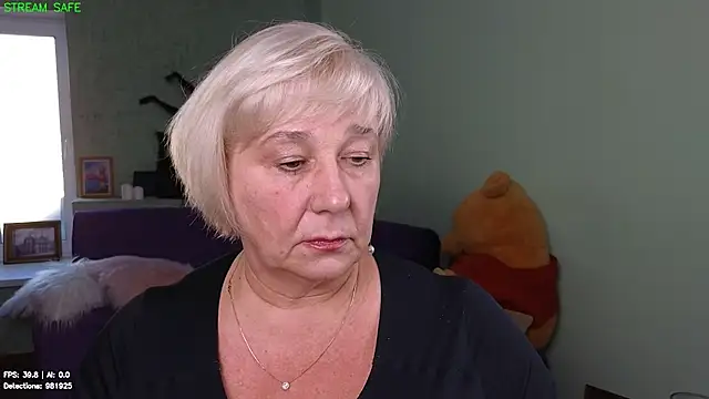 Chat XXX ao vivo de Milane_Milky