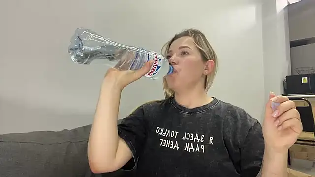 alyrasun's Live XXX Chat
