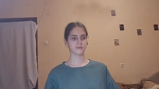 צ'אט XXX בשידור חי של Katelemon