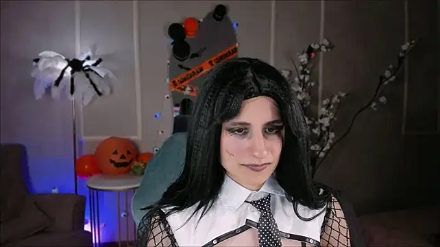 Max_Foxy Adlı Modelin Canlı XXX Sohbeti