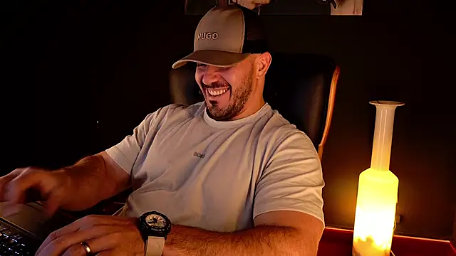AngeloEric Live XXX Chat