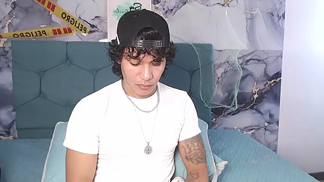 MaximilianRoth Chat XXX live
