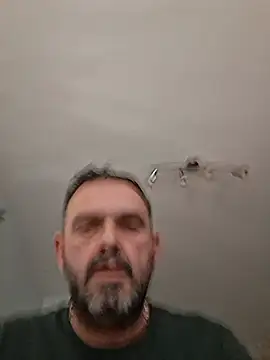 צ'אט XXX בשידור חי של pachapeter