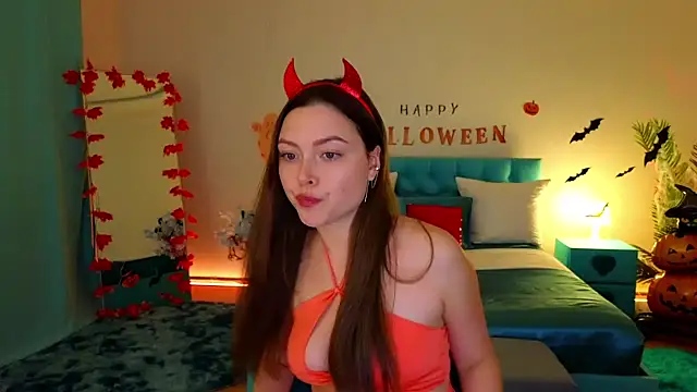 Chat +18 de Ava_Loone ao vivo