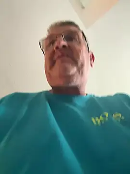 Daddystrokes4u webcam show