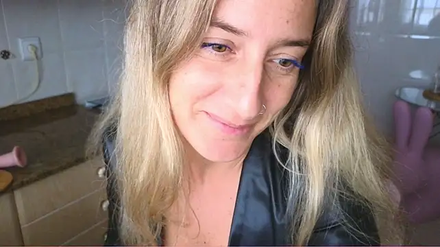 Lunamix Chat XXX live