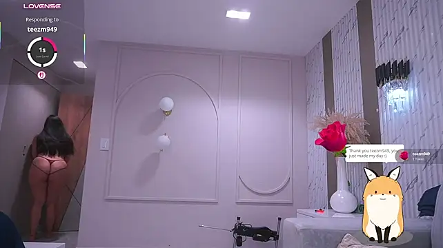 Eva-Apple Chat XXX live