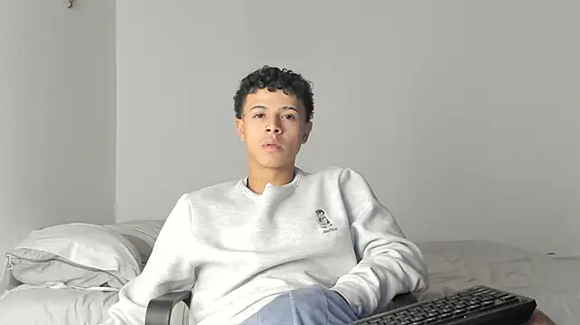 _Alex_Colton Adlı Modelin Canlı XXX Sohbeti