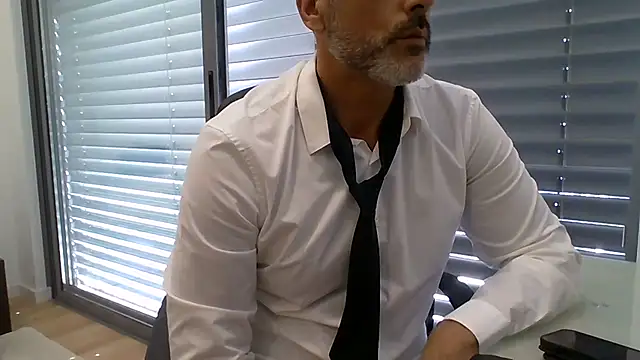 XXX chat uživo modela 66MA69