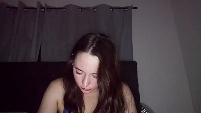 Chat XXX ao vivo de ItsEmilyrosexo