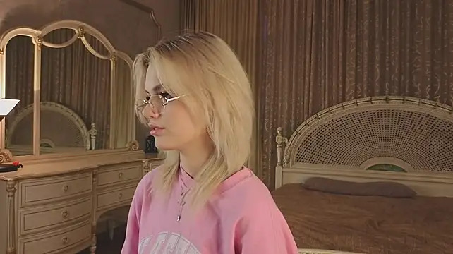 MercedezTimbs Chat XXX live