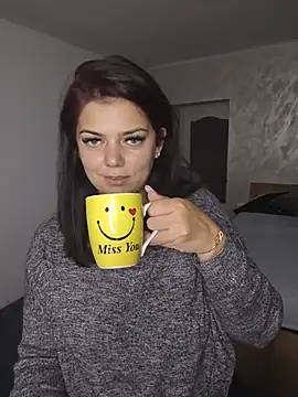 Lady-Nora Chat XXX live