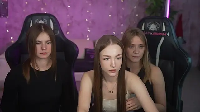 XXX chat uživo modela Ella_054