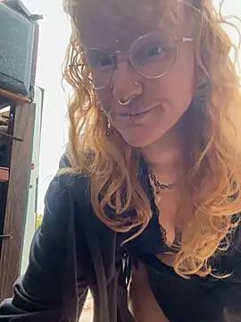 Synnix 라이브 XXX 채팅