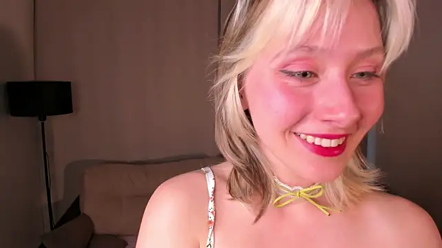 fappershy Live XXX-Chat