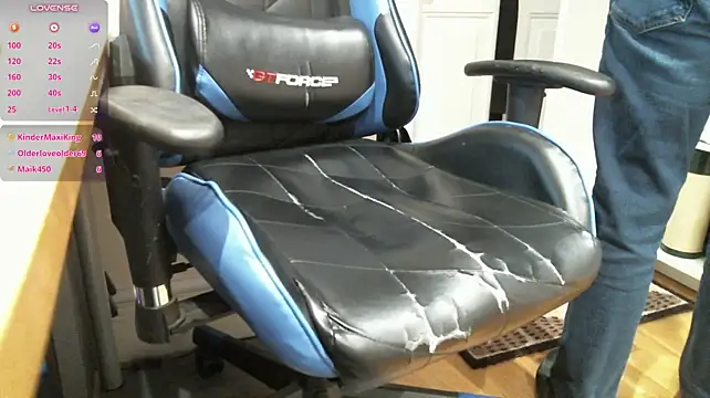Živý XXX chat RobinsKrew