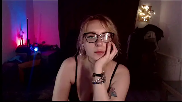 welliza live XXX chat