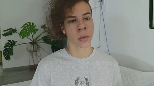 grey___27 – Naživo XXX chat