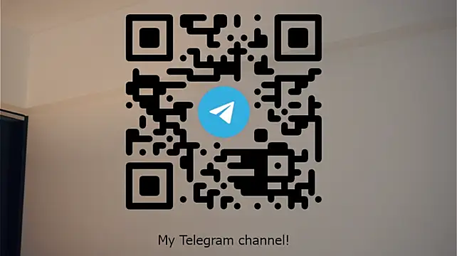 XXX chat uživo modela CourtneyBasbas