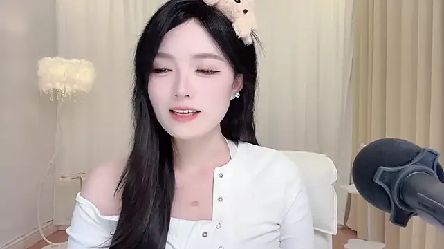 LiLy0608: απευθείας συνομιλία ΧΧΧ