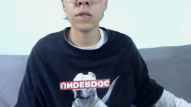Chat +18 de Cristopher_black ao vivo