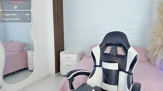 Chat XXX ao vivo de AylinLove_