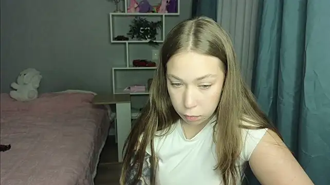 XXX chat uživo modela AmiriLain